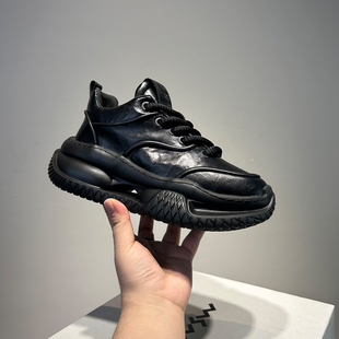 舒适皮面增高软底减震欧货轻奢休闲鞋 新款 2025春季 潮男纯色老爹鞋