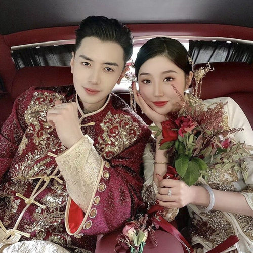 士2023新款金色新郎礼服唐装龙凤褂中国风敬酒服婚服丝绒秀禾服男