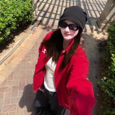 美式复古红色棒球服外套