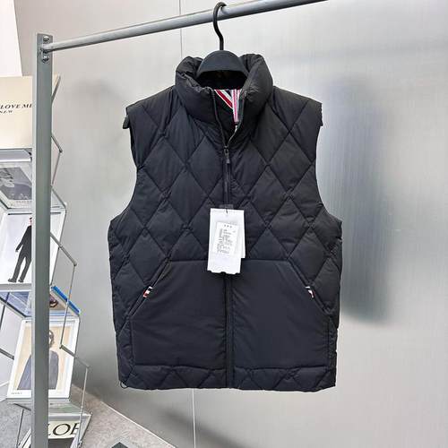 男装冬季菱形格羽绒马甲套头时尚黑色男士简约羽绒背心TB1AGE4299