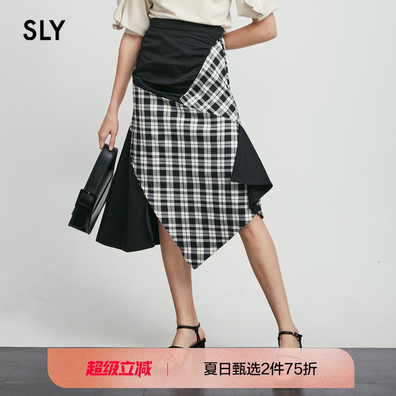 拼接格纹，褶皱开叉，高腰不规则设计