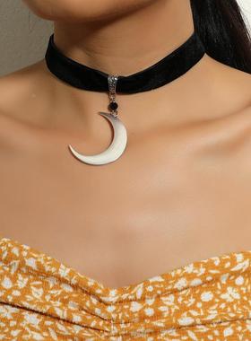 日韩时尚复古暗黑月亮吊坠锁骨链欧美新款黑色尼龙短款choker项链