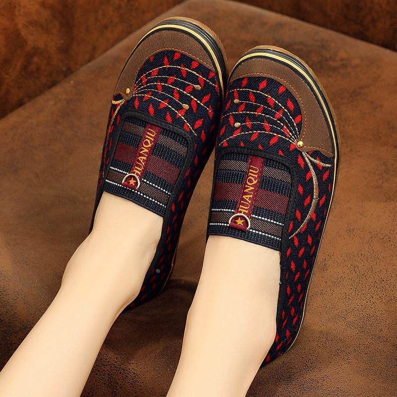 老北京布鞋牛筋底女鞋春新款平底田地休闲单鞋中老年干活劳作礼物