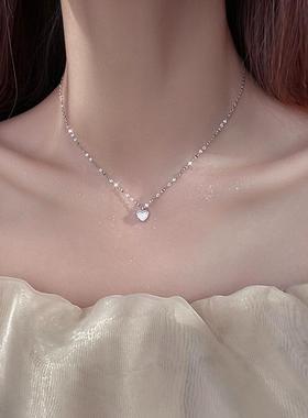 白色贝壳爱心项链时尚气质新款七夕节礼轻奢嘴唇链心形吊坠锁骨链