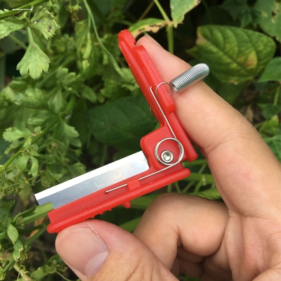 手指采摘农用剪刀黄瓜掐尖拇指刀