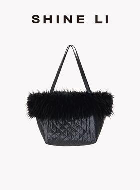 SHIEN LI 李姗【重工系列】毛绒绗缝托特包