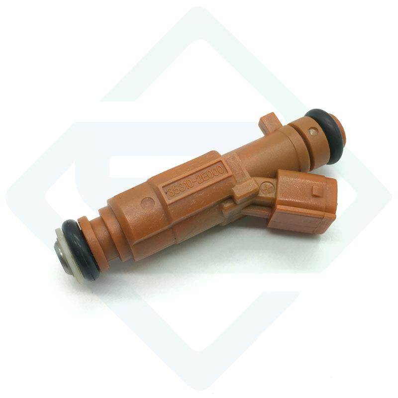 适用现代起亚K5索八IX35智跑NU发动机喷油嘴 35310-2E000