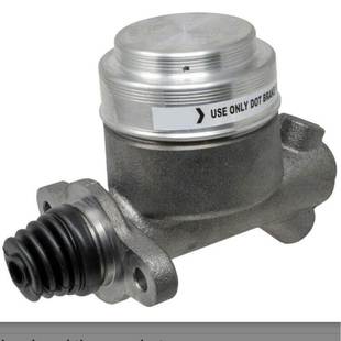 D39824 M39626 2140 5472933凯斯刹车总泵 C1SZ 241141A1