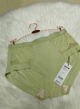 茶茶推荐曲美品牌底裤96030舒适透气柔软亲肤包臀中腰蕾丝牛奶丝