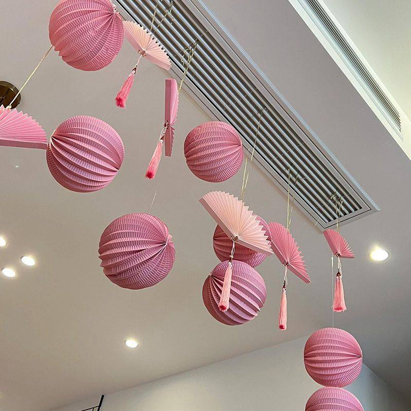 爆品结婚灯笼婚房装饰女方布置套装卧室房间婚礼粉色扇子婚房场景