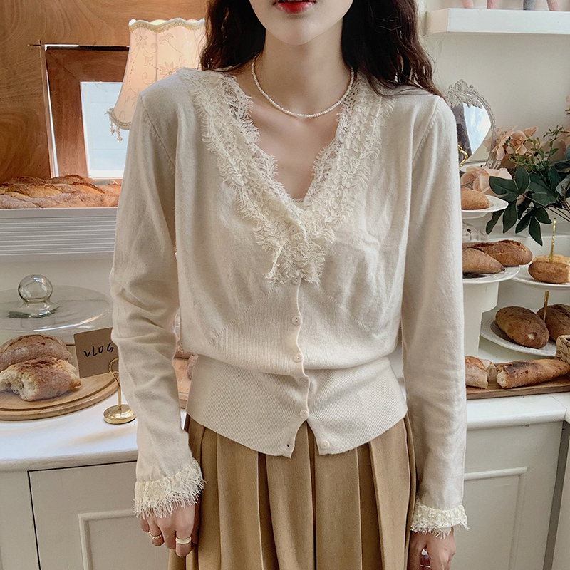 韩国东大门2021秋冬新款气质蕾丝V领收腰显瘦开衫长袖针织上衣女