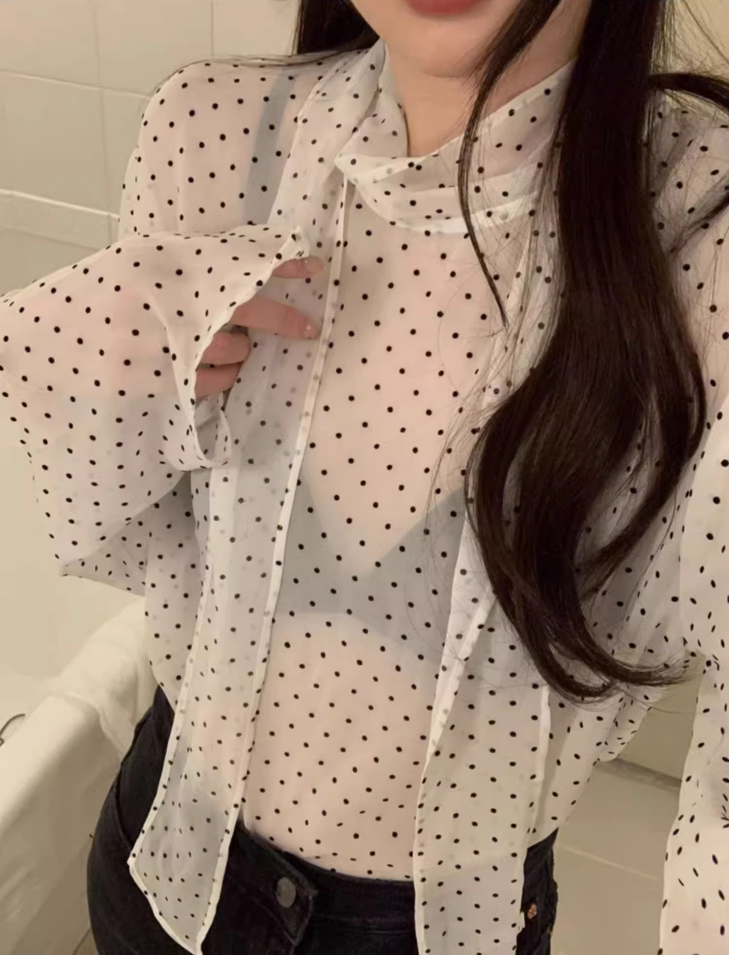 韩版小众设计百搭波点透视系带领结后拉链雪纺衬衫上衣