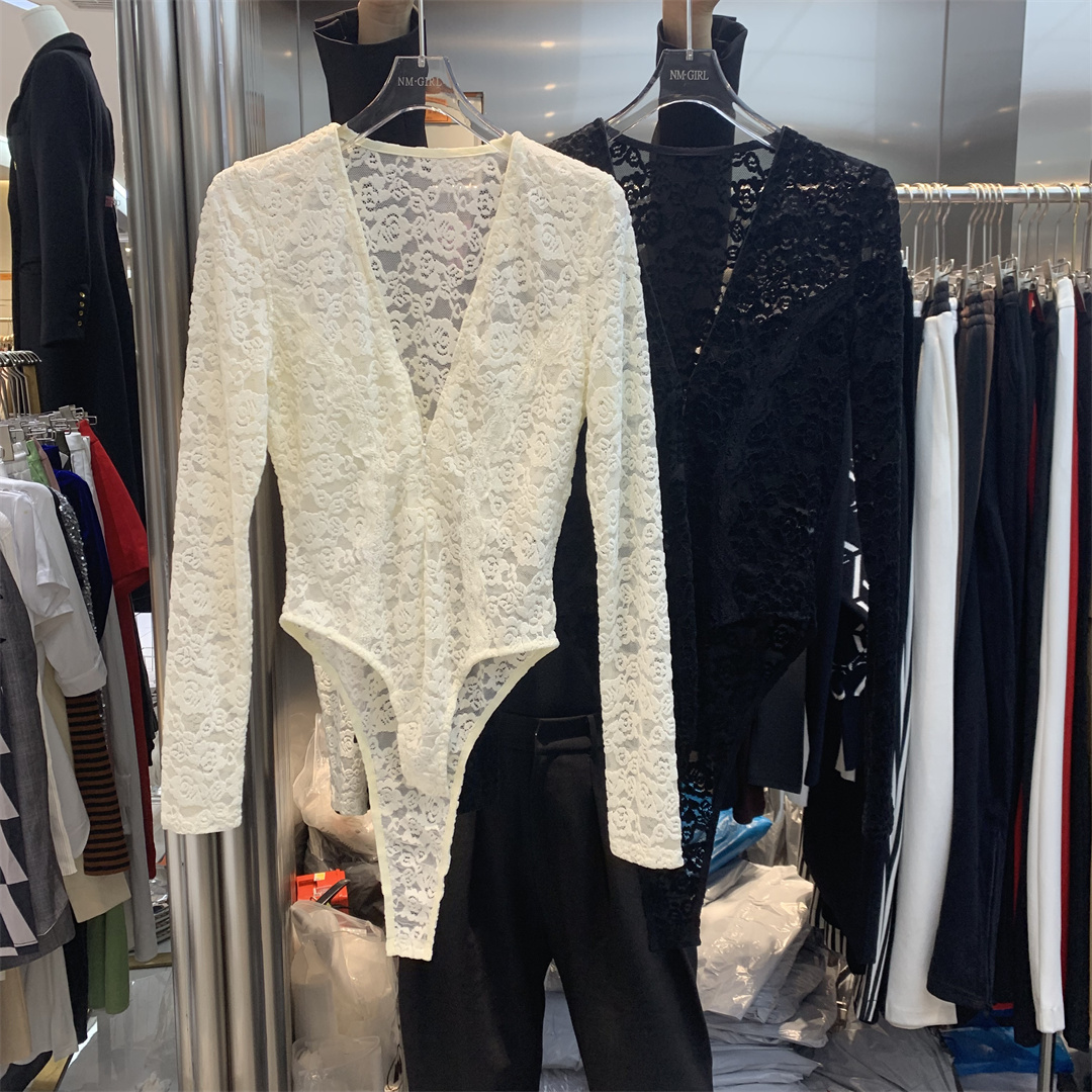 新款V领性感镂空连体蕾丝T恤上衣