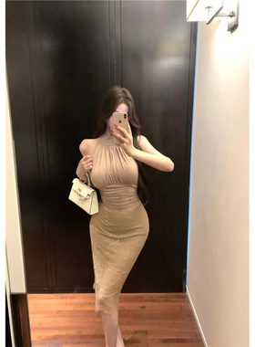 鎏金黄色蕾丝微透半身裙女性感中长款弹力修身包臀裙子