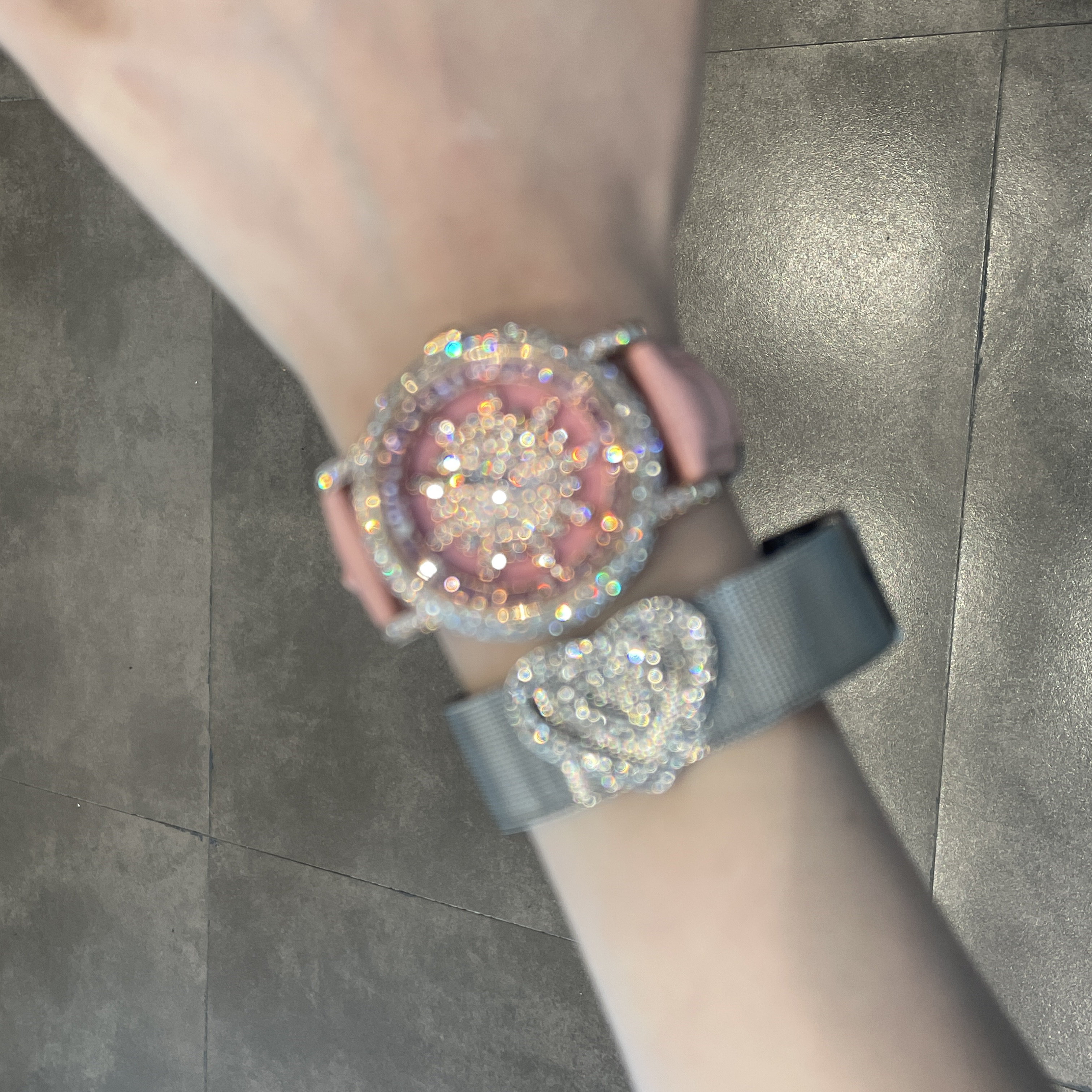 时来运转手表女旋转轻奢小众满钻2023新款女士表女款正品女式女表