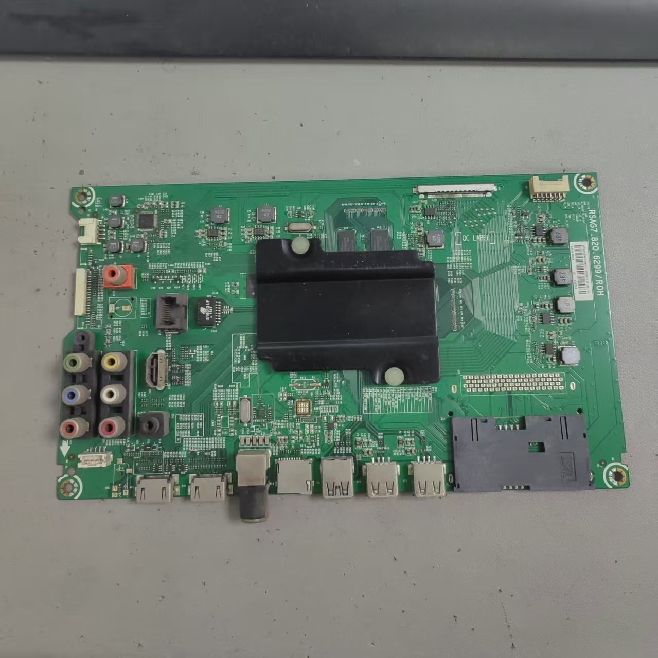 海信LED50K5500US(BOM1)186446主板RSAG7.820.6489屏HE5001U-B51