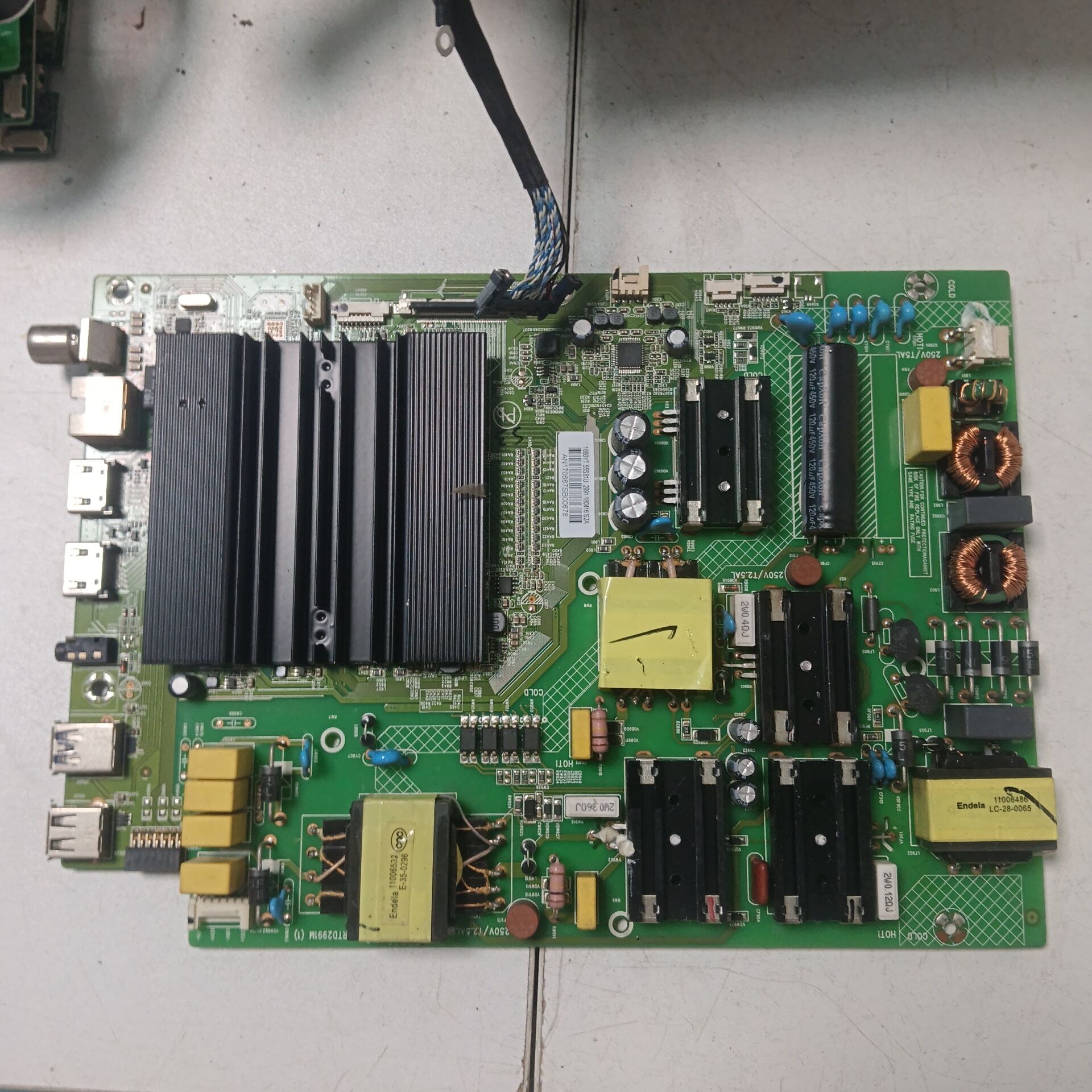 原装康佳LED55S61U主板35022498 屏1680YT 72001680YT