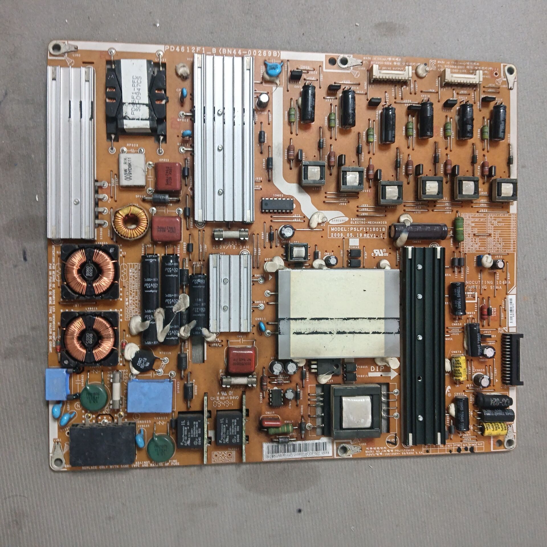 三星 UA46B7000WF电源板PSLF171B01A BN44-00269A