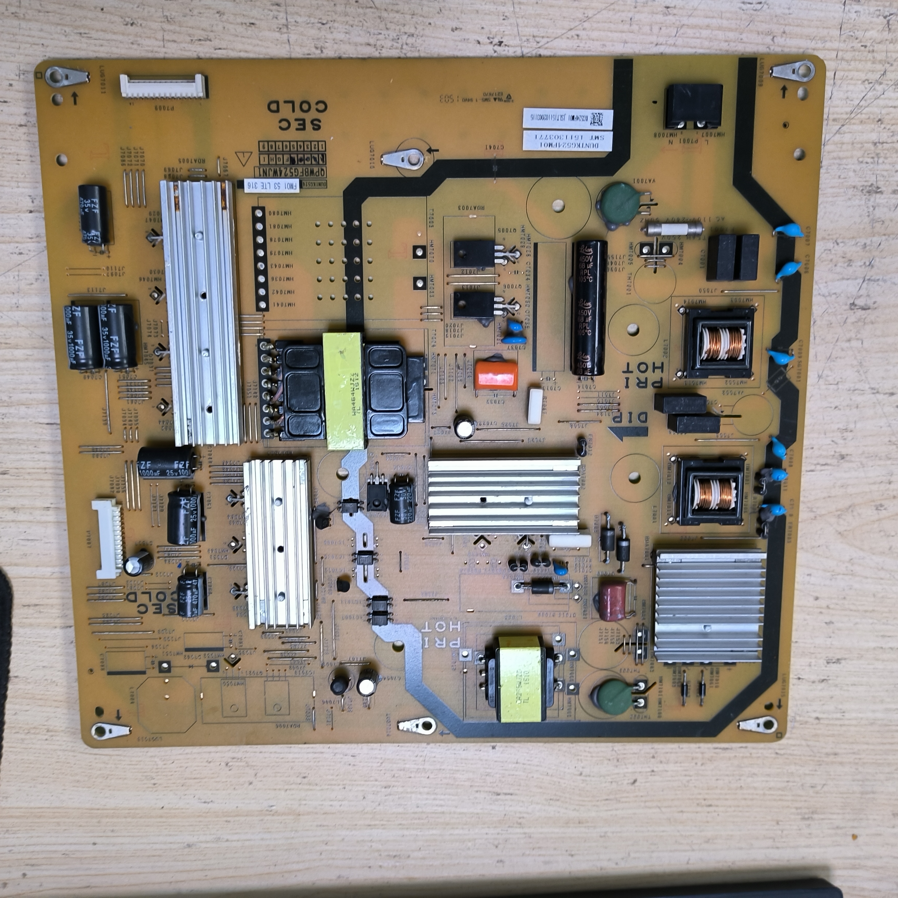 夏普LCD-50S3A 电源板DUNTKG524 QPWBFG524WJN1