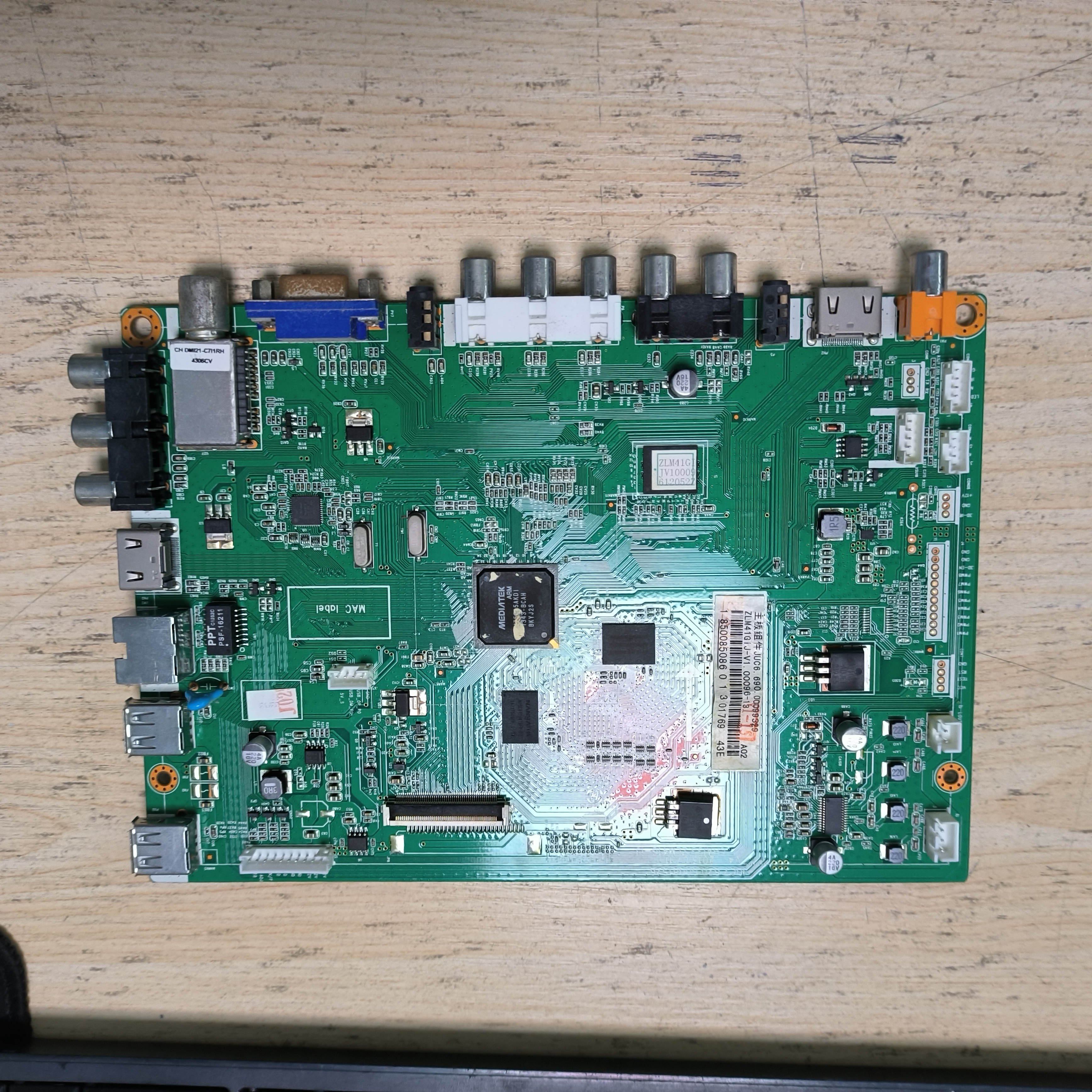 原装长虹LED50C2000i 主板JUC7.820.00081526屏M500F13-E1-A