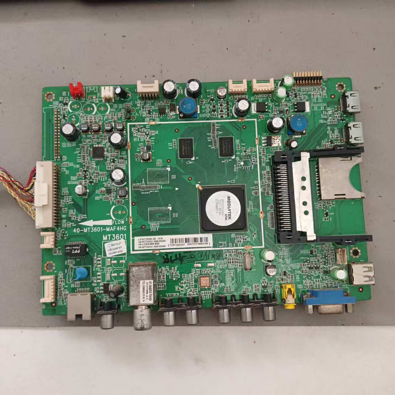TCL L43V7300A-3D主板40-MT3601-MAF4HG屏LTA430HQ02