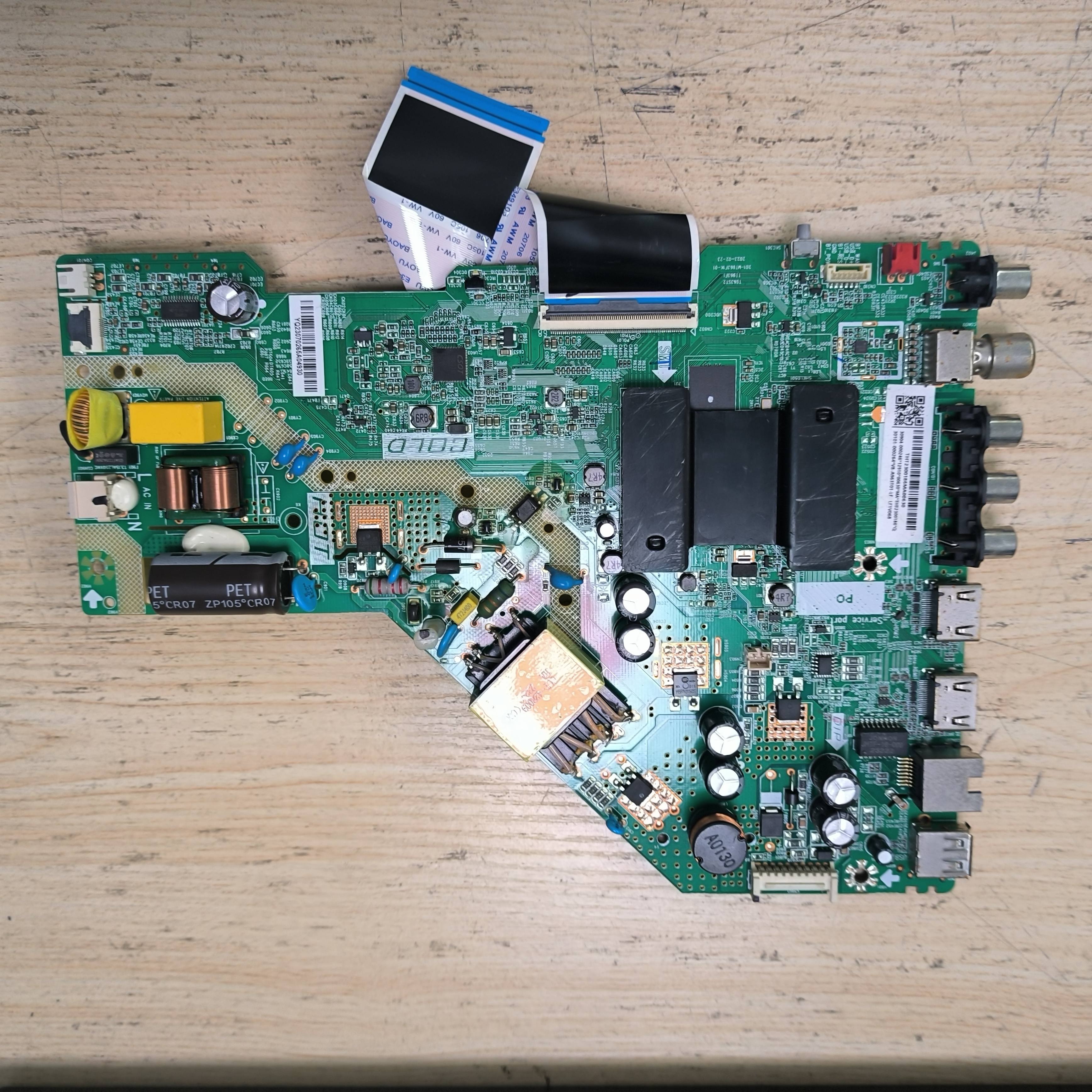 拆机雷鸟43F175C电视主板201-MT963F1K-01屏ST4251B05-2