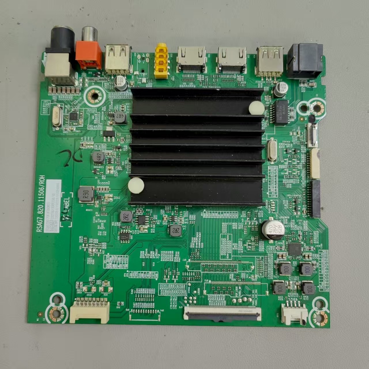 海信70E3F主板RSAG7.820.11506屏HD700Y1U41-T0L1