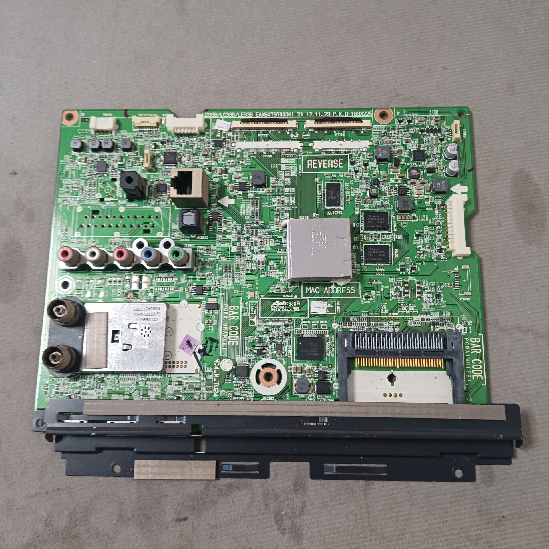 LG 42LA6600-CA主板 EAX64797003(1.2) 屏 LC420DUE  PE  F1