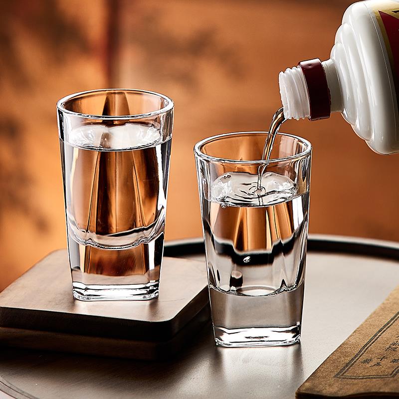 高档二两白酒杯子加厚玻璃