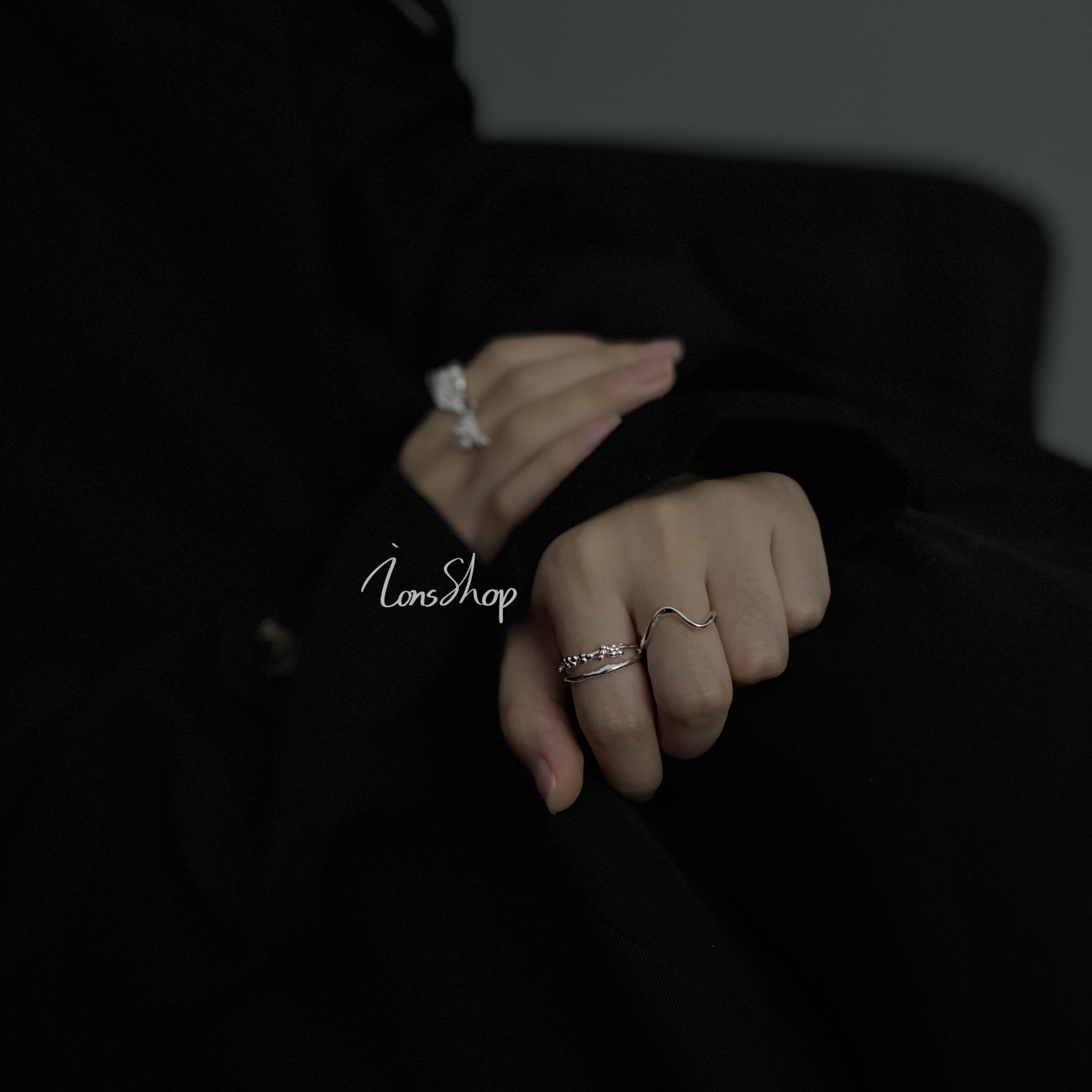 ions shop开口线条心跳925纯银戒指环极简约轻奢百搭男女款素尾戒
