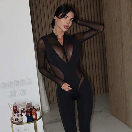 Zipper long sleeved tight fitting jumpsuit拉链长袖紧身连体裤