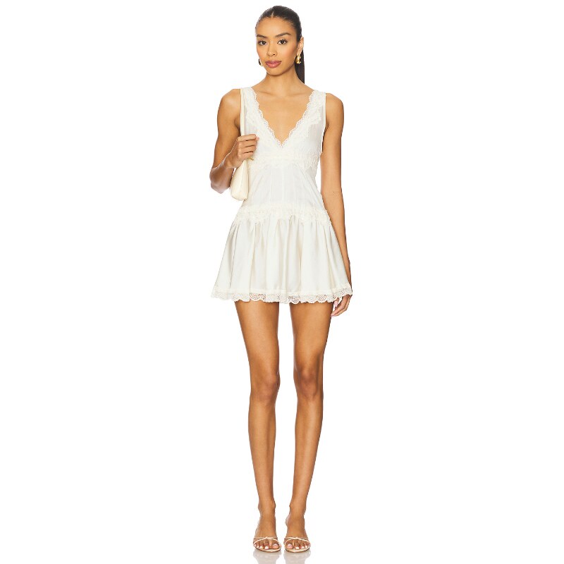 Free People 早秋米白色缎面连衣裙深V甜美蕾丝背心裙REVOLVE