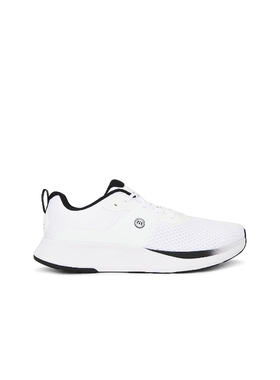 TravisMathew THE NUAGE 运动鞋 白色REVOLVE小众新款