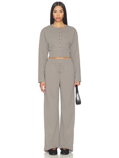 THE WAYS浅灰长袖 阔腿裤 显瘦修身 ALL 套装 REVOLVE 店铺主推