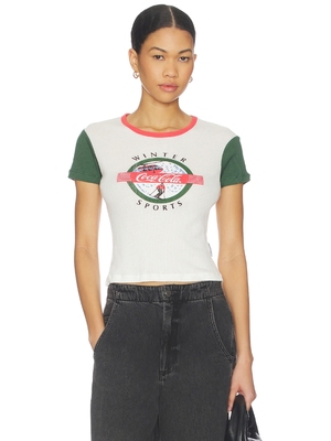 The Laundry Room COCA COLA WINTER SPORTS 婴儿T恤 revolve小众