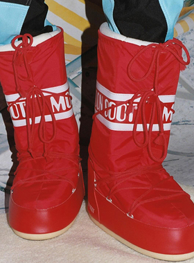 MOON BOOT  高筒雪地靴红色厚底保暖月亮靴滑雪鞋REVOLVE小众新款