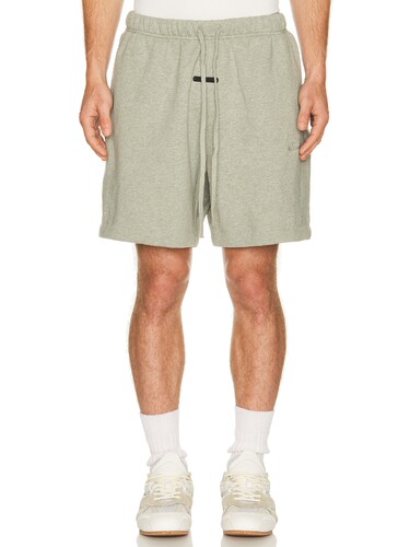 Fear of God ESSENTIALS SIGNATURE 短裤 26春夏新品 revolve小众