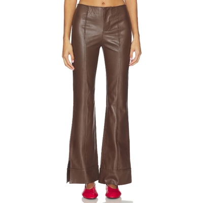 【海外直邮】Free People GLOW UP 人造革长裤 棕色 美式休闲风R