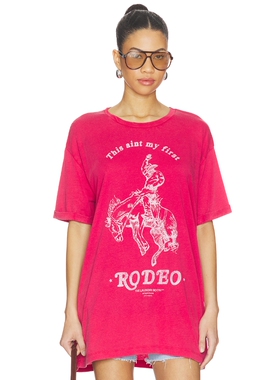 The Laundry Room THIS AIN'T MY FIRST RODEO 宽松T恤 revolve小