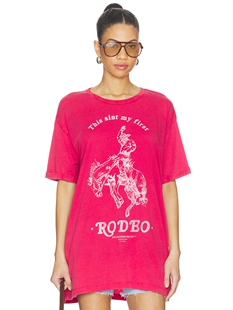 The Laundry Room THIS AIN'T MY FIRST RODEO 宽松T恤 revolve小