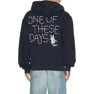 ONE OF THESE DAYS BARBED 连帽衫 藏青色REVOLVE小众新款