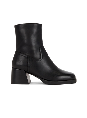Steve Madden LATCHES 靴子 revolve小众新款 黑色
