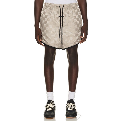 Fear of God ESSENTIALS米白色裤装格纹短裤秋季新品REVOLVE