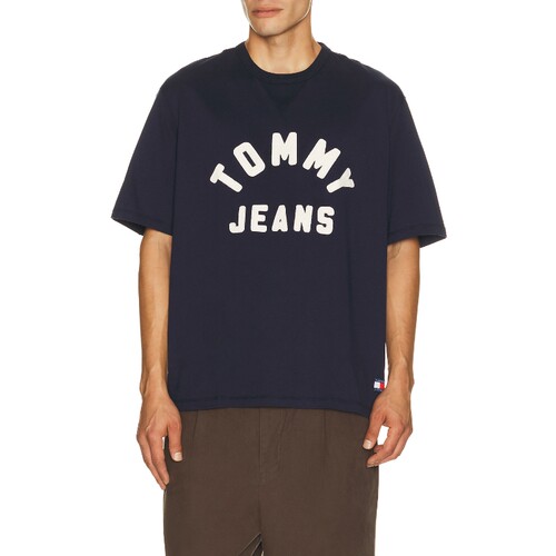 Tommy Jeans藏青色上衣字母印花圆领通勤风秋冬新品T恤REVOLVE