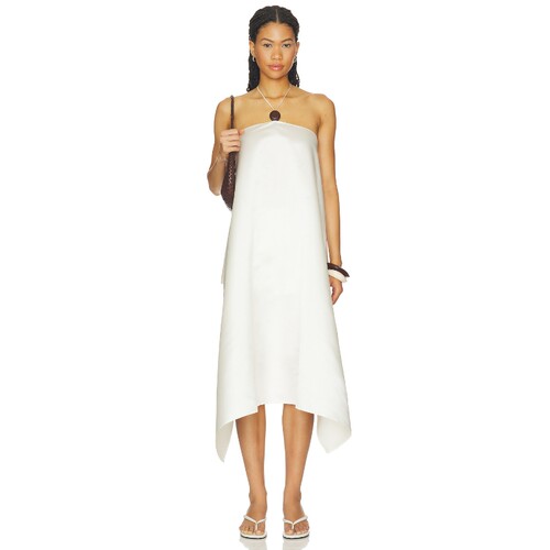 Diana Milkanova Studio Silk Oversized Top 26春夏新品 revolve