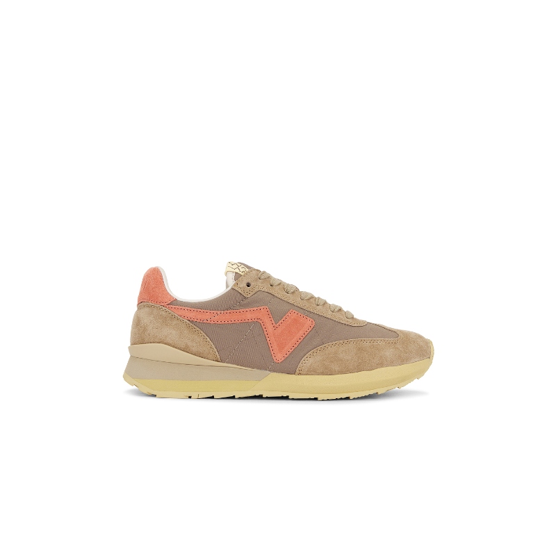 Visvim FKT RUNNER 运动鞋 黑色REVOLVE小众新款