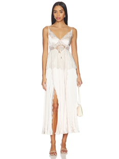 revolve小众新款 self 裙子 DRESS portrait