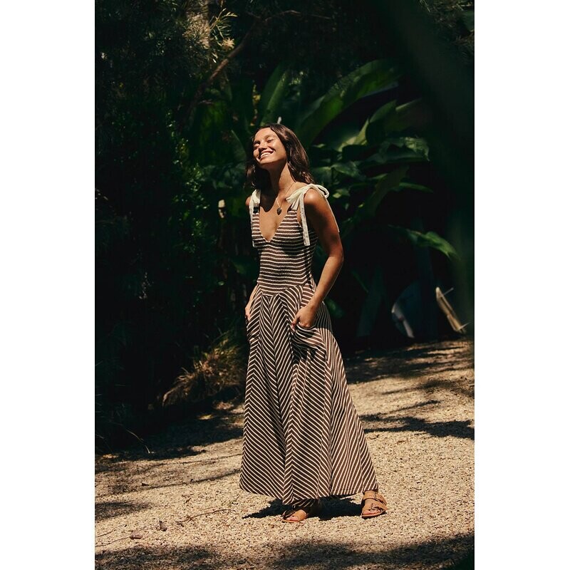 Free People 显瘦棕色条纹露背长款蝴蝶结连衣裙revolve小众新款
