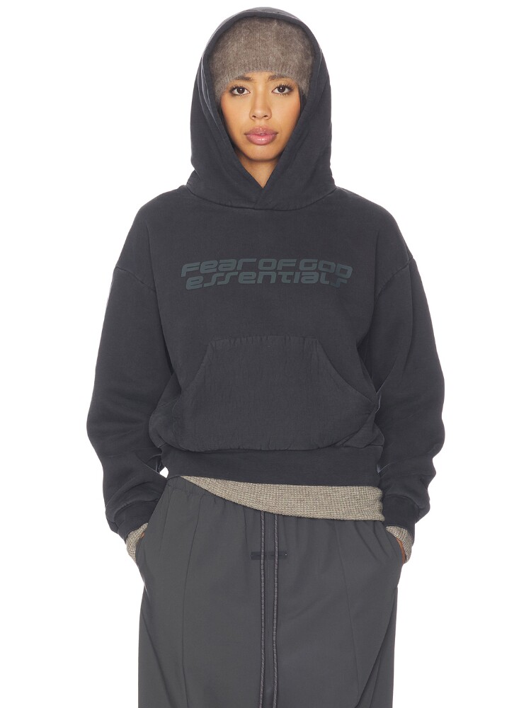 Fear of God ESSENTIALS美式复古深灰色字母连帽套头卫衣 REVOLVE