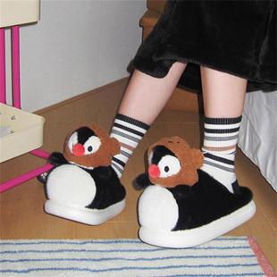 卧室冬季软底保暖毛毛月子鞋百搭2026新款可爱企鹅防滑女士棉拖鞋